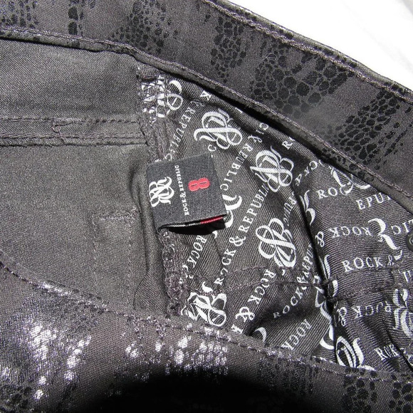 NWT ROCK & REPUBLIC Berlin Black Mamba Pants Sz 8M - Picture 6 of 6
